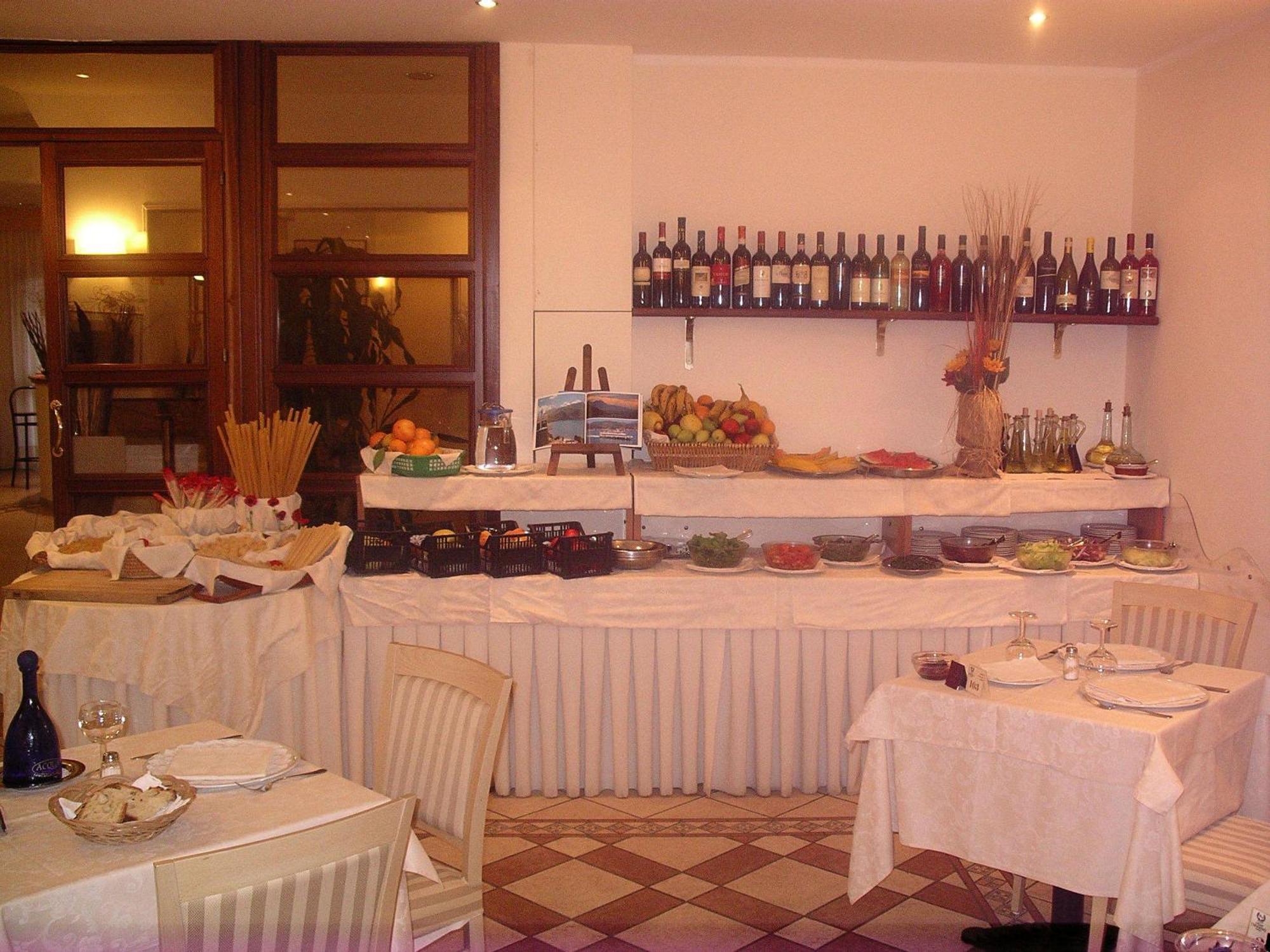 Hotel Tirreno Sapri Exterior foto